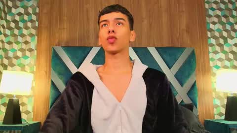 Snapshot of aiden_royce chatting on November 2025 08:41:01 PM aiden_royce online show from November 2025 08:41:01 PM