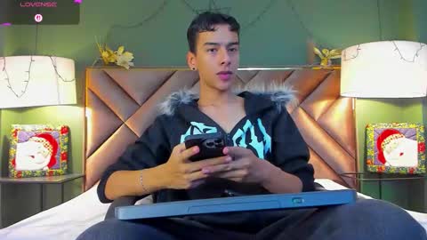 Snapshot of aiden_royce chatting on December 2025 03:12:03 AM aiden_royce online show from December 2025 03:12:03 AM