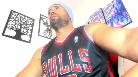 Aiden Brites online show from June 2026 07:03:02 PM