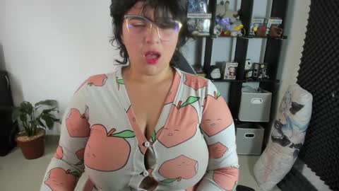 Catalina online show from February 2025 12:41:02 PM