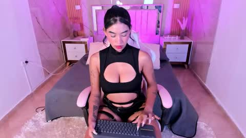 Snapshot of ailee_naughty18 chatting on March 2026 04:50:02 AM Ailee online show from March 2026 04:50:02 AM