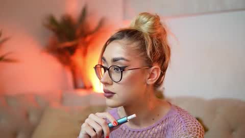  Aileen  online show from February 2026 10:37:02 PM