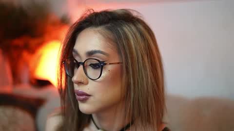  Aileen  online show from April 2026 08:14:01 PM