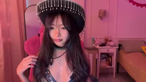 Aime  online show from March 2026 04:05:02 AM