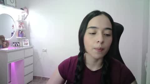 Snapshot of aineangeel chatting on April 2026 08:20:01 PM AINE online show from April 2026 08:20:01 PM