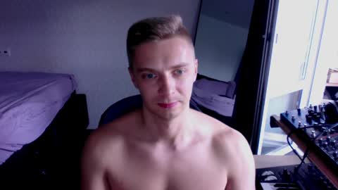 Snapshot of aintwefunkin chatting on May 2026 01:49:02 PM free your mind and your ass will follow online show from May 2026 01:49:02 PM