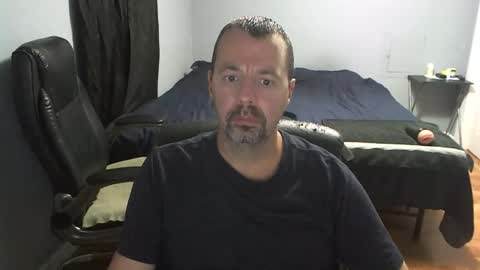 Daddy online show from October 2025 11:18:02 PM