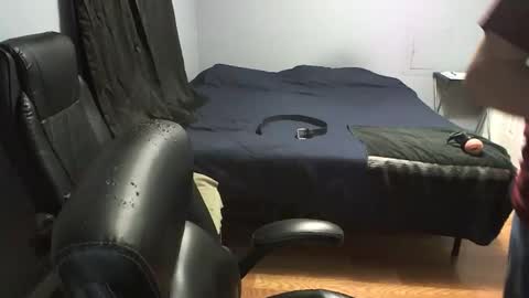 Daddy online show from November 2025 11:27:02 PM