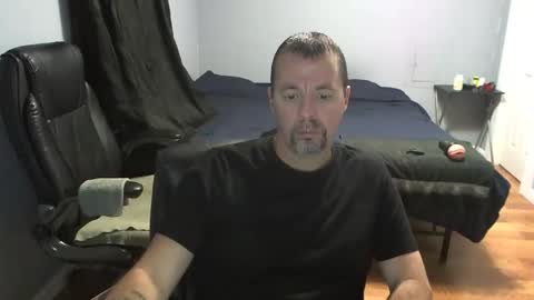 Daddy online show from November 2025 12:16:02 AM