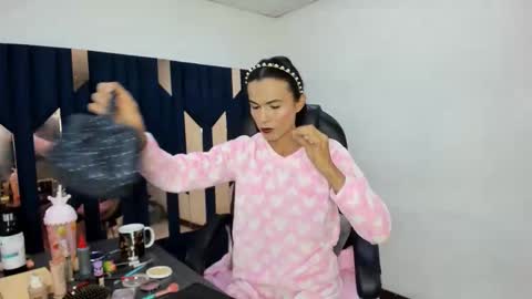 Aisha online show from February 2026 04:40:02 AM