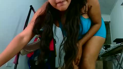 aisha koswell3 online show from March 2026 03:15:01 PM