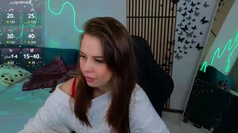 Aisha online show from November 2025 03:56:01 PM