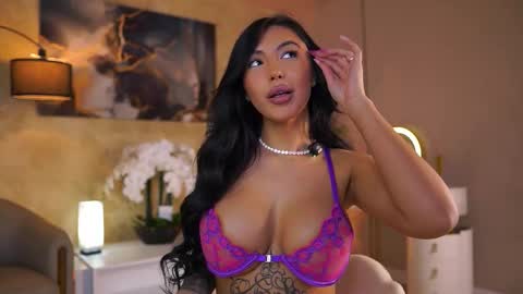 Maddy online show from November 2025 06:52:02 PM