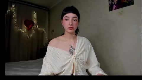 Aisha online show from March 2026 09:31:01 PM