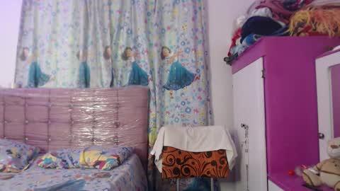 Aisha online show from December 2025 07:31:01 PM