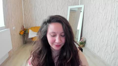 Aisha online show from February 2025 11:20:02 AM