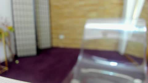 Aisha online show from December 2025 05:45:02 AM