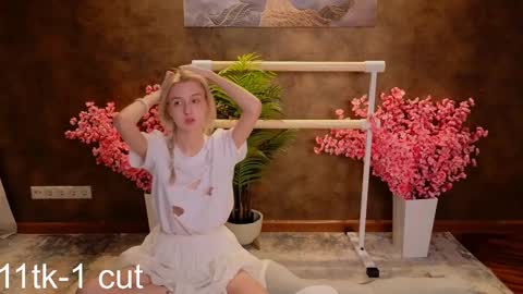 aishiro online show from February 2025 03:43:02 PM