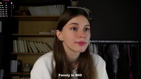 Aliza online show from October 2025 12:55:01 AM