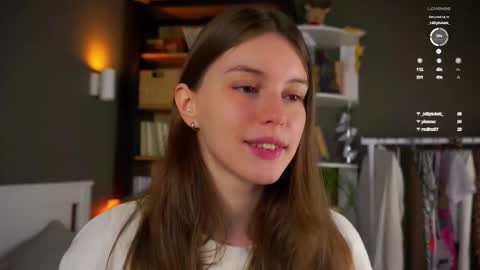 Aliza online show from November 2025 01:19:01 AM