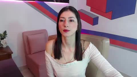 Aitana online show from February 2025 01:18:02 PM