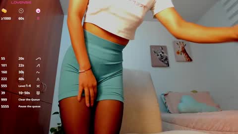 Aitana online show from February 2025 07:45:02 AM