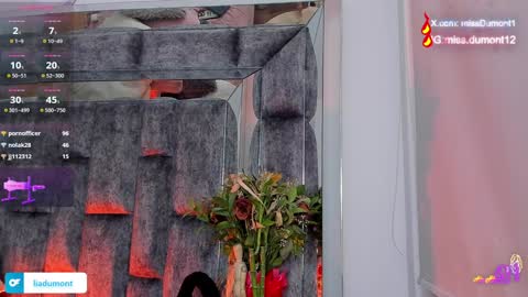 Queen Dumont   online show from December 2024 02:14:02 AM