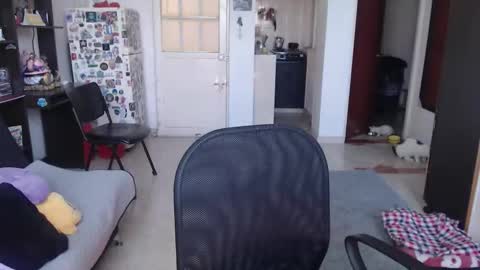 Aizen My- online show from September 2025 01:02:02 PM