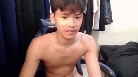 aj_daksxx online show from April 2026 12:16:02 AM