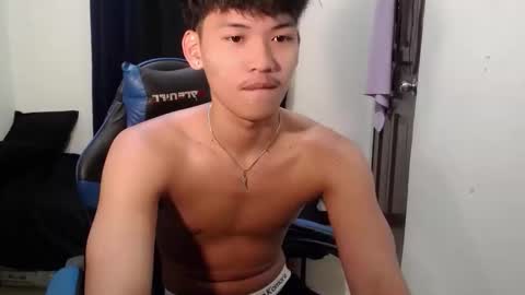 aj_daksxx online show from April 2026 04:09:02 PM