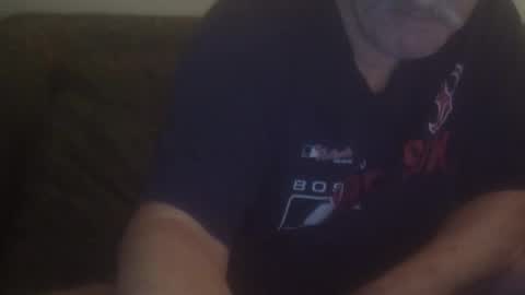 ajames6961 online show from April 2026 09:42:01 PM