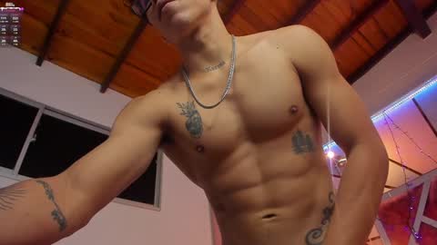 akazaboy online show from December 2024 10:04:02 AM