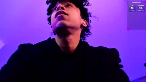 akazaboy online show from April 2026 04:45:02 AM