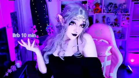 Snapshot of aki__ra chatting on February 2026 12:04:02 AM Aki online show from February 2026 12:04:02 AM