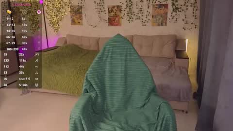 Aki online show from October 2025 01:23:02 PM