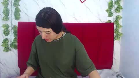 akoradiamondcm101 online show from February 2026 03:32:02 AM