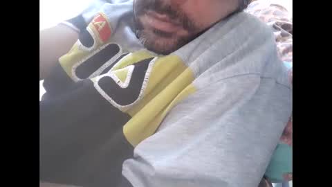 Brown arab man online show from November 2025 08:10:01 PM