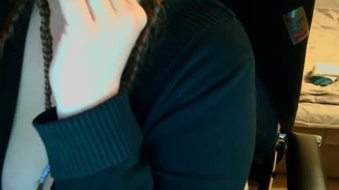 Alisha online show from November 2025 03:25:02 PM