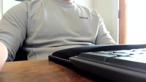 Snapshot of aladdinsimon chatting on January 2025 06:31:01 PM Aladdin online show from January 2025 06:31:01 PM