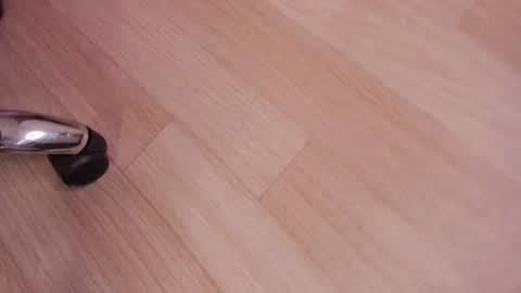 Alahia  online show from October 2025 04:03:02 PM