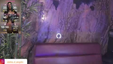 ALAHIA online show from January 2026 05:31:01 AM