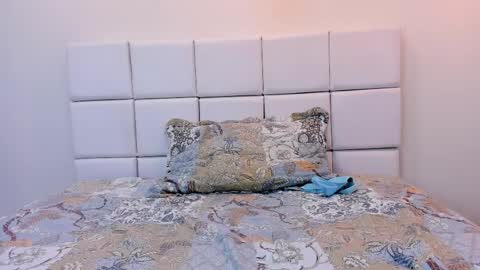 Alaia online show from April 2026 10:29:02 PM