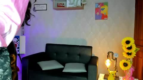 Alaia online show from April 2026 10:43:02 PM