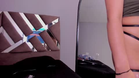 Snapshot of alaia_soto chatting on March 2025 03:35:01 PM alaia_soto online show from March 2025 03:35:01 PM