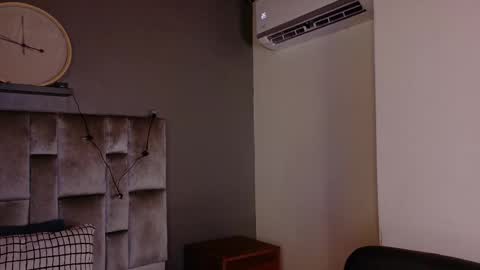  Alaia  online show from October 2025 11:33:02 AM