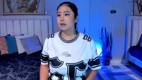 Snapshot of alaiasmile_ chatting on February 2025 04:25:01 PM online show from February 2025 04:25:01 PM