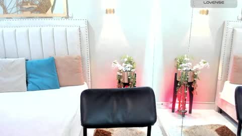 Snapshot of alaiasmile_ chatting on April 2026 07:23:01 PM online show from April 2026 07:23:01 PM