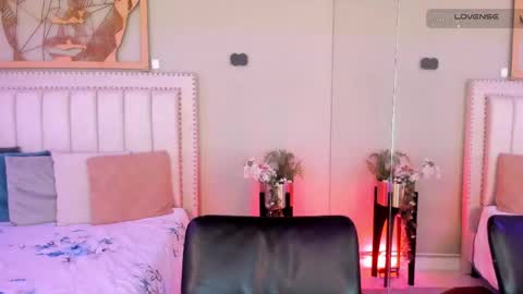 Snapshot of alaiasmile_ chatting on May 2026 07:21:01 PM online show from May 2026 07:21:01 PM