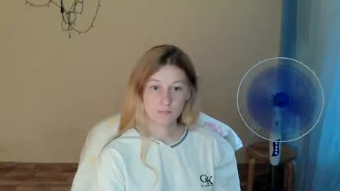 Snapshot of alalaska_ana chatting on July 2026 12:13:01 PM Anna online show from July 2026 12:13:01 PM