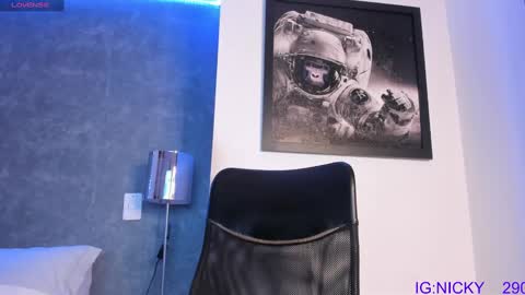 alan_morrys online show from January 2025 04:08:01 AM